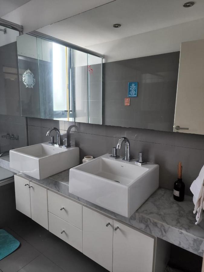 Apartamento Av Kennedy Y Cervino A Metros Embajada Eeuu Μπουένος Άιρες Εξωτερικό φωτογραφία
